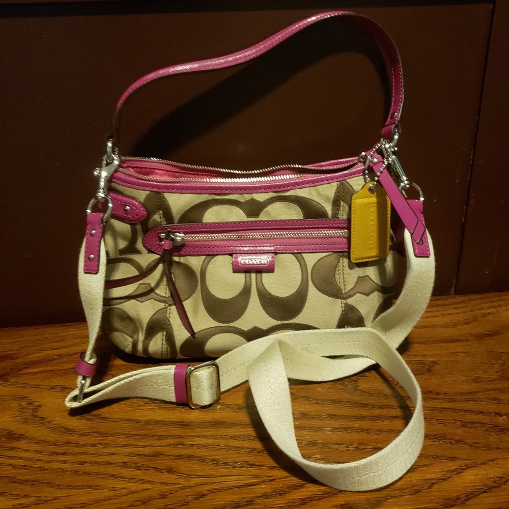 🆕️✴New Coach Daisy Signature Convertible HOBO